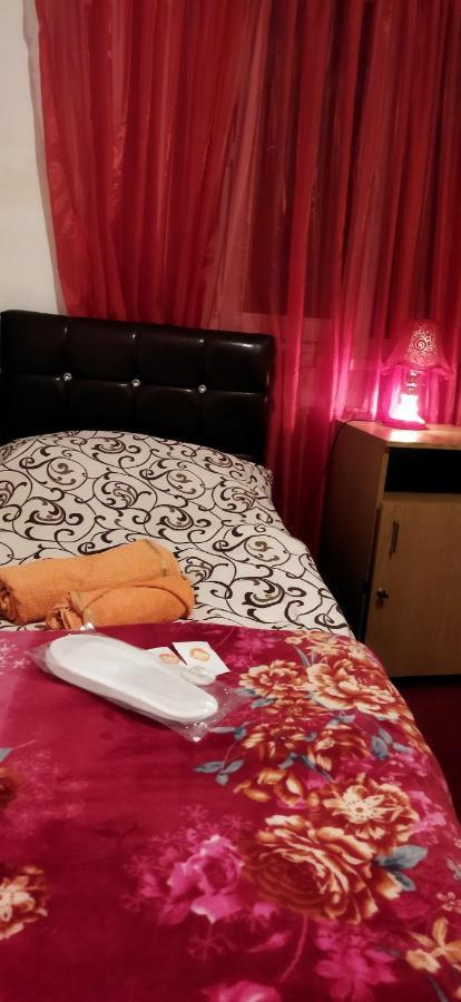 Asine Jerevan Buitenkant foto
